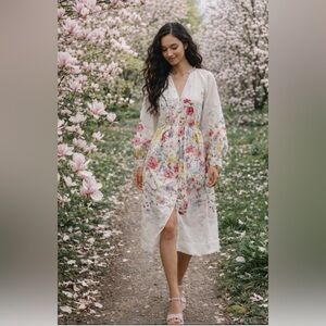 NWT Size M - Let Me Be Long-Sleeve V-Neck Floral A-Line Midi Dress